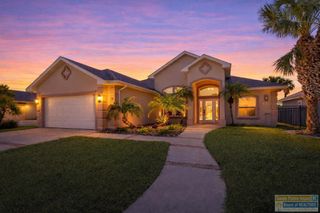 14 Cypress Point, Laguna Vista, TX 78578