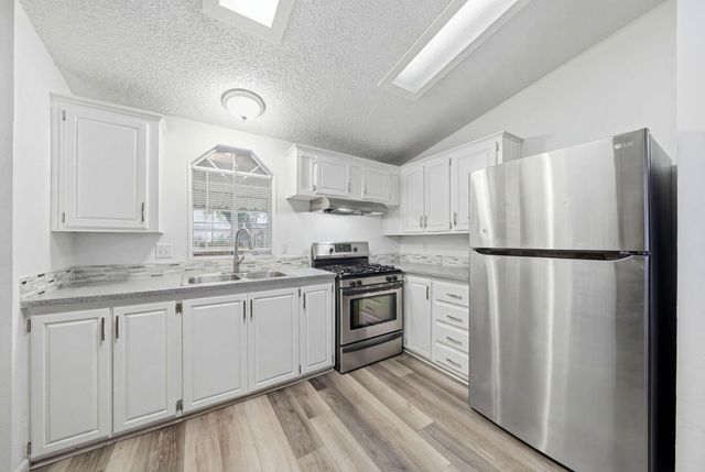 11705 Parey Avenue, 7, Red Bluff, CA 96080