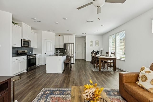 5123 Community Street, Haltom City, TX 76117