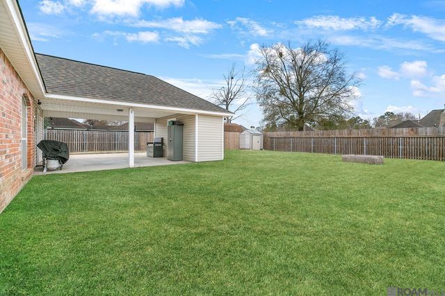 13563 S Trace Drive, Walker, LA 70785