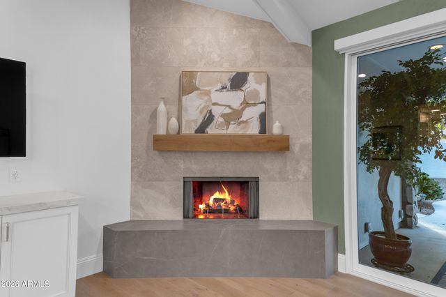 8440 S COLLEGE Lane, Tempe, AZ 85284