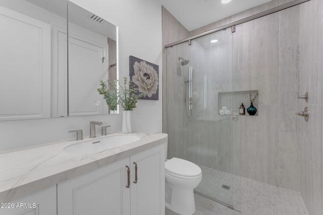 8440 S COLLEGE Lane, Tempe, AZ 85284