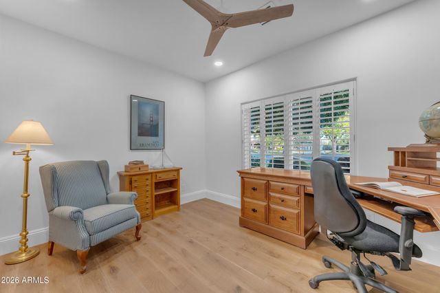 8440 S COLLEGE Lane, Tempe, AZ 85284