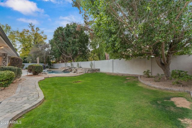 8440 S COLLEGE Lane, Tempe, AZ 85284