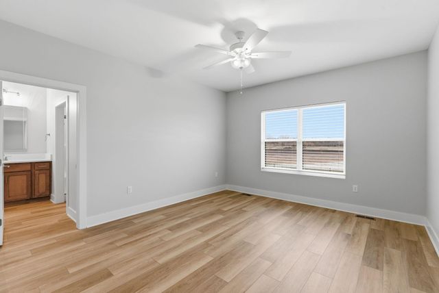 5035 N Highland St, Bel Aire, KS 67220