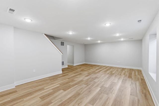 5035 N Highland St, Bel Aire, KS 67220