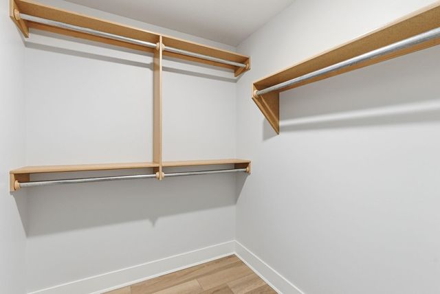 5035 N Highland St, Bel Aire, KS 67220