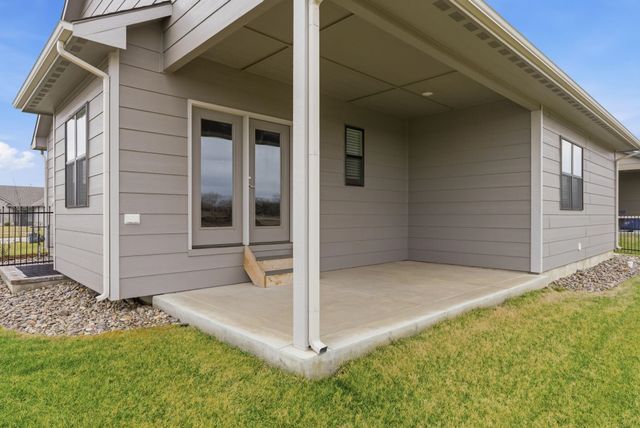 5035 N Highland St, Bel Aire, KS 67220