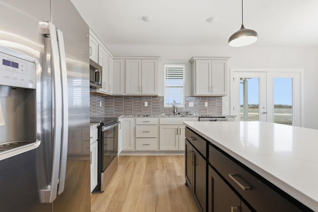 5035 N Highland St, Bel Aire, KS 67220