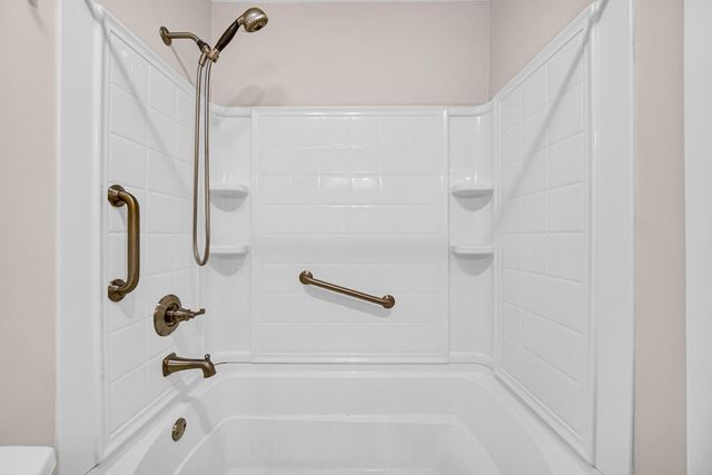 1409 E North Street, Hobart, IN 46342