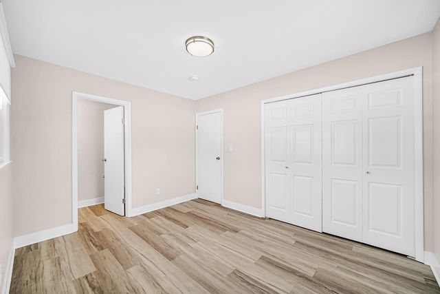 1409 E North Street, Hobart, IN 46342