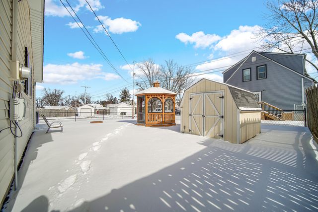 1409 E North Street, Hobart, IN 46342