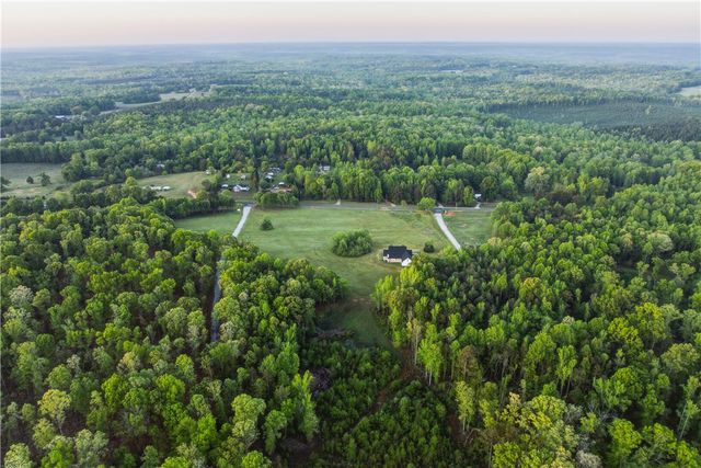 245 W Chapman Road, Belton, SC 29627