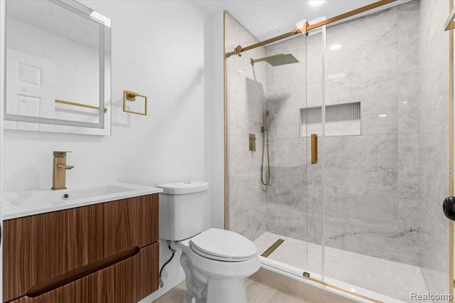 13368 Maiden Street, Detroit, MI 48213