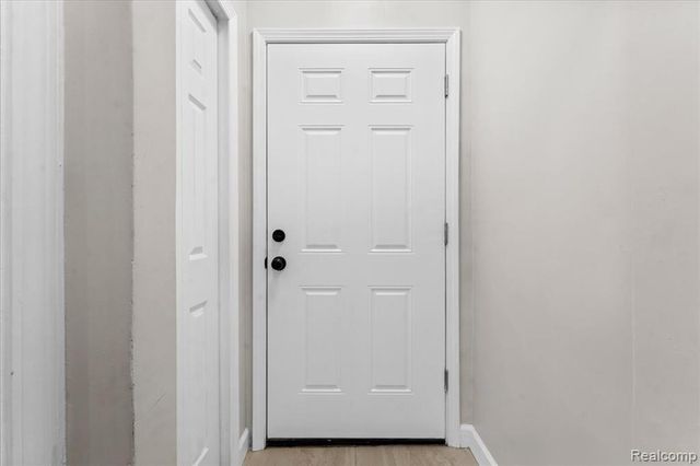 13368 Maiden Street, Detroit, MI 48213