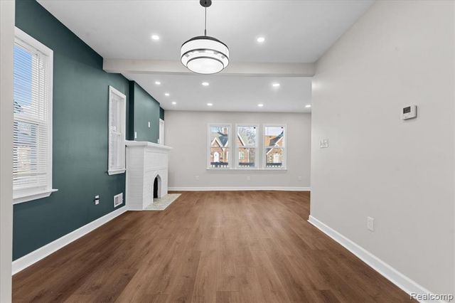 13368 Maiden Street, Detroit, MI 48213