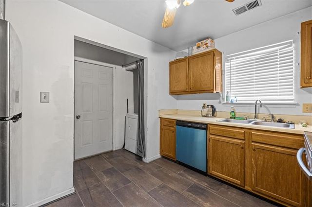 3441 Willow Breeze DR, Portsmouth, VA 23703