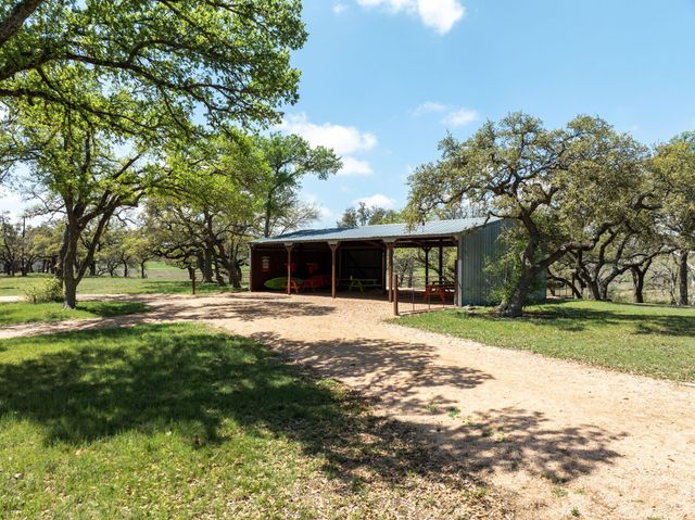 390 Double L DR, Dripping Springs, TX 78620