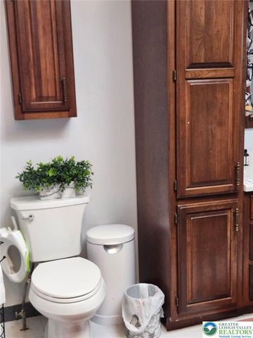 811 South Glenwood, Allentown City, PA 18103