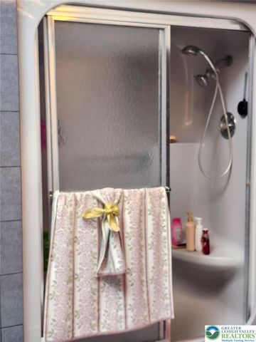 811 South Glenwood, Allentown City, PA 18103