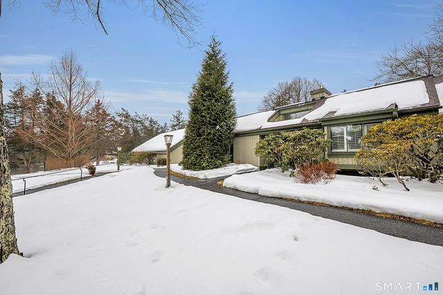 643 Heritage Village A, Southbury, CT 06488