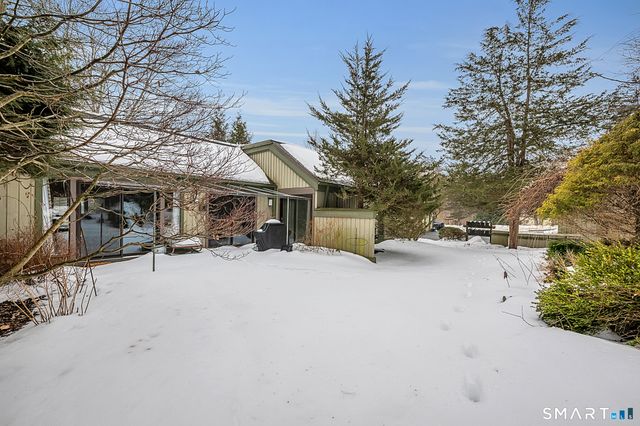 643 Heritage Village A, Southbury, CT 06488