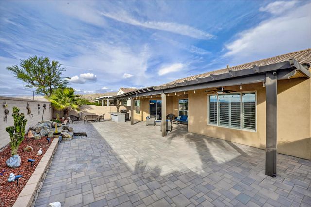 39313 Camino Las Hoyes, Indio, CA 92203