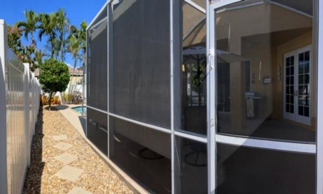 668 Willow Bend Road, Weston, FL 33327