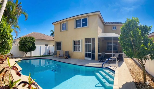 668 Willow Bend Road, Weston, FL 33327