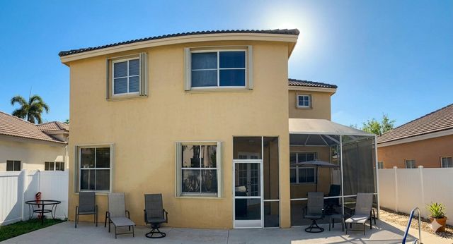 668 Willow Bend Road, Weston, FL 33327