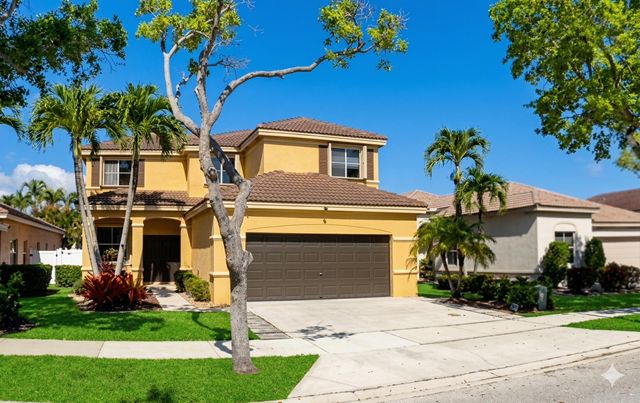 668 Willow Bend Road, Weston, FL 33327