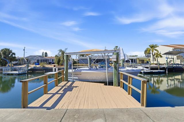 13701 MARIA DRIVE, Hudson, FL 34667