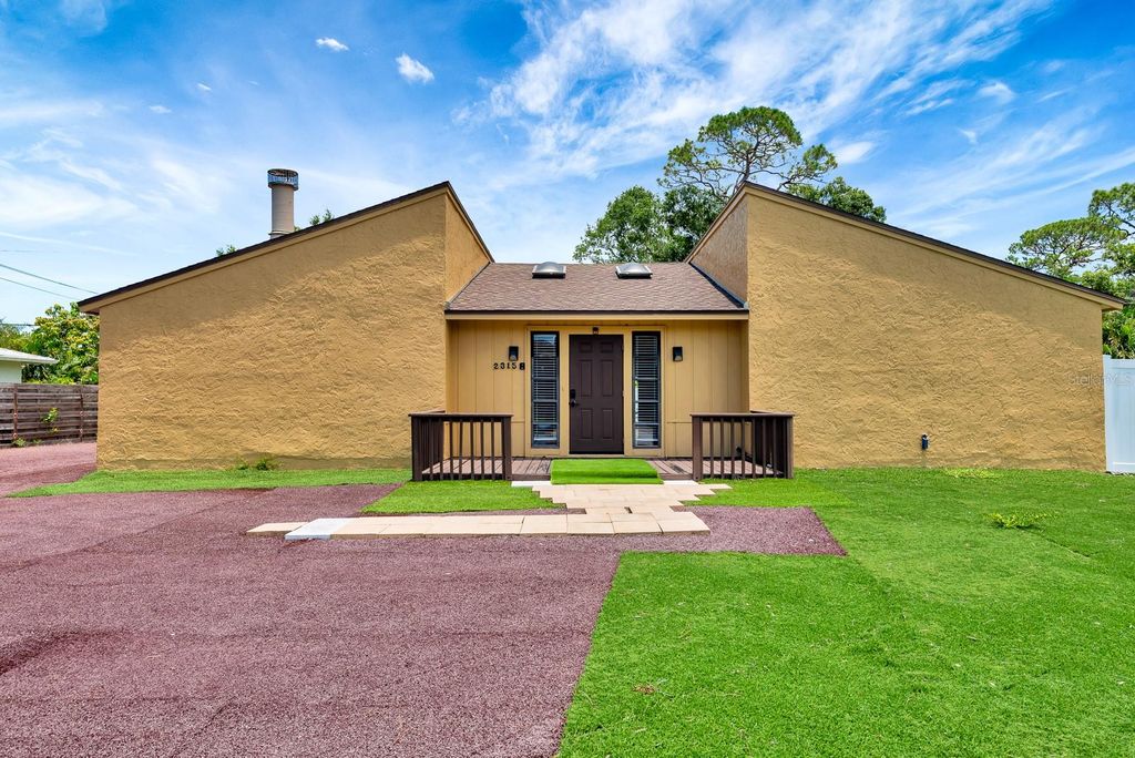 2315 RIVERWOOD PINES DRIVE, Sarasota, FL 34231