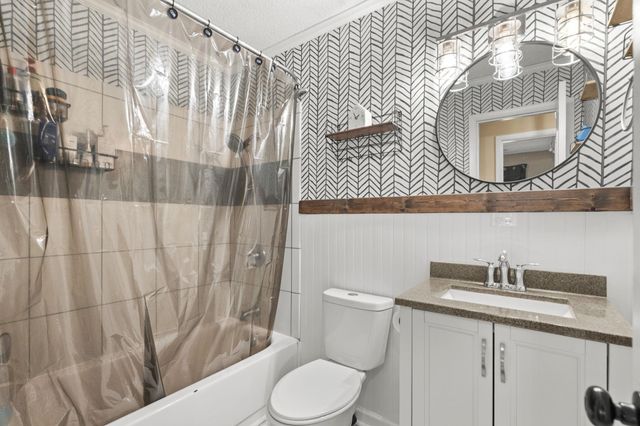 105 Twin City Circle, Loris, SC 29569
