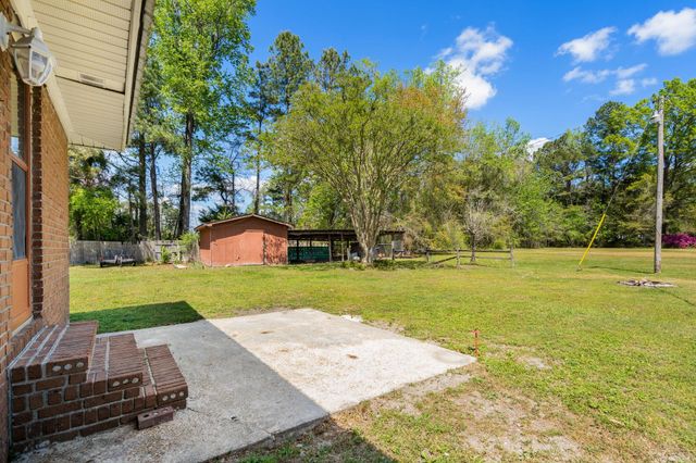 105 Twin City Circle, Loris, SC 29569
