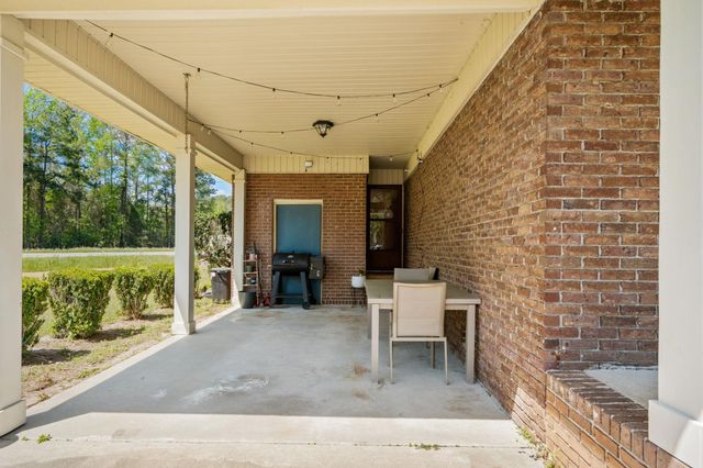 105 Twin City Circle, Loris, SC 29569