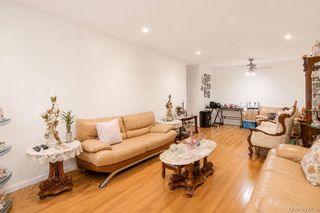 180 Van Cortlandt Park S 3F, Bronx, NY 10463