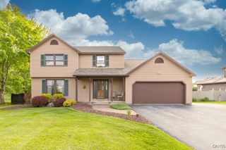 9470 Hawkeye Drive, Cicero, NY 13029