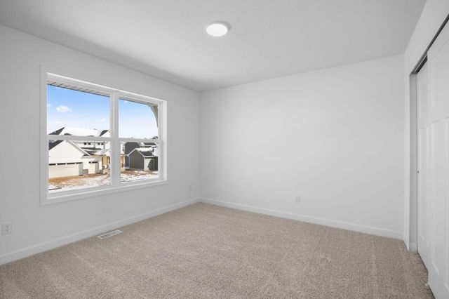 1726 Upper 141st Street E, Rosemount, MN 55068