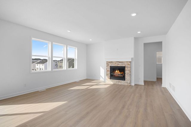 1726 Upper 141st Street E, Rosemount, MN 55068