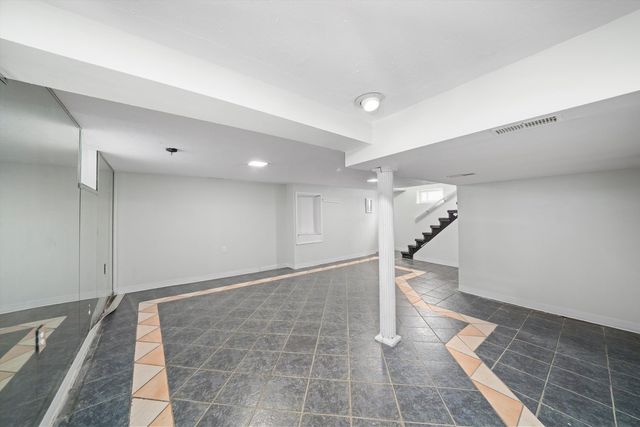 3900 Home Avenue, Stickney, IL 60402