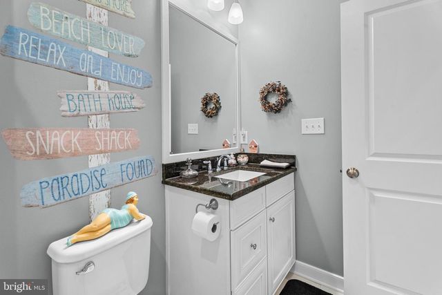 13 JOHNSONS GLADE LN, Ocean View, DE 19970