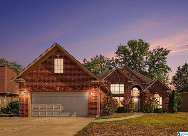 8233 WYNWOOD DRIVE, Helena, AL 35080
