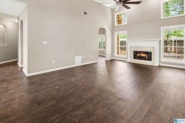 8233 WYNWOOD DRIVE, Helena, AL 35080
