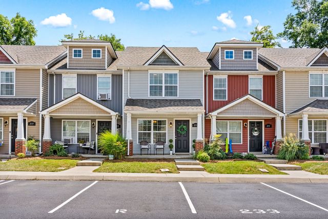233 Alexander Boulevard, Clarksville, TN 37040