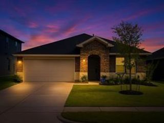 17718 Sommerset Falls Lane, Crosby, TX 77532