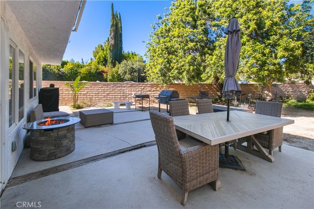 19865 Hiawatha Street, Chatsworth, CA 91311