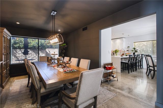 19865 Hiawatha Street, Chatsworth, CA 91311