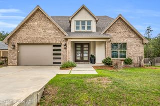 7523 Crooked Stick Drive, Diamondhead, MS 39525
