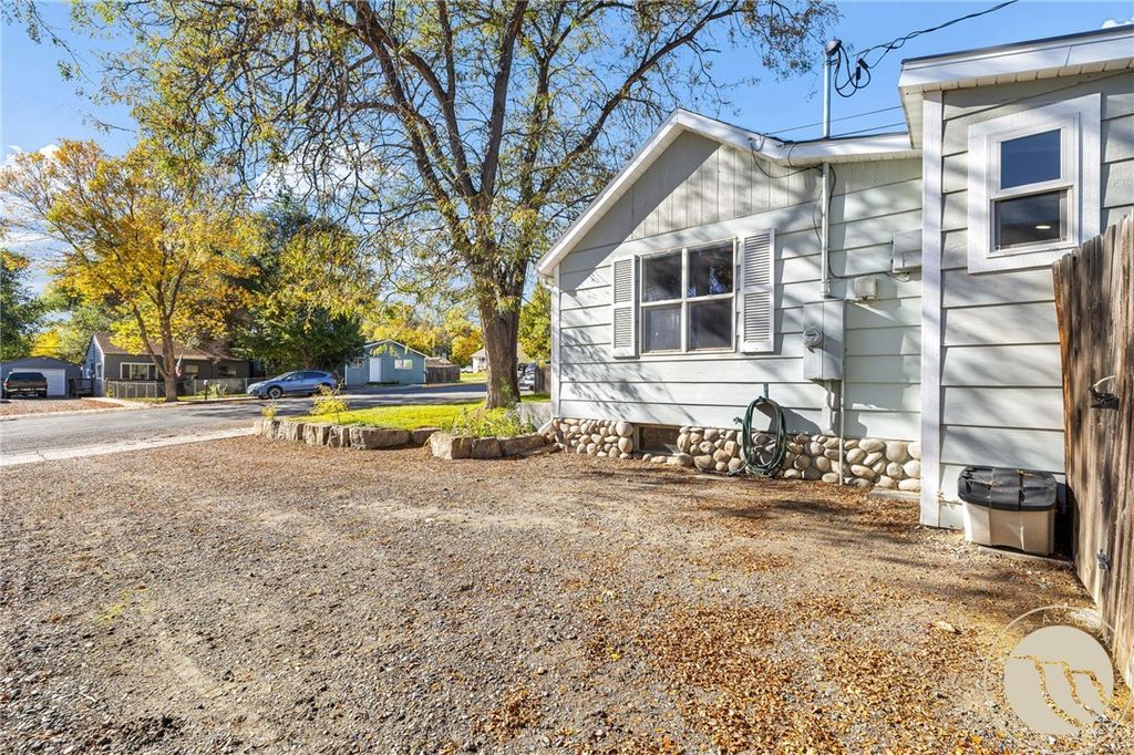 1031 N 22nd, Billings, MT 59101 photo 5